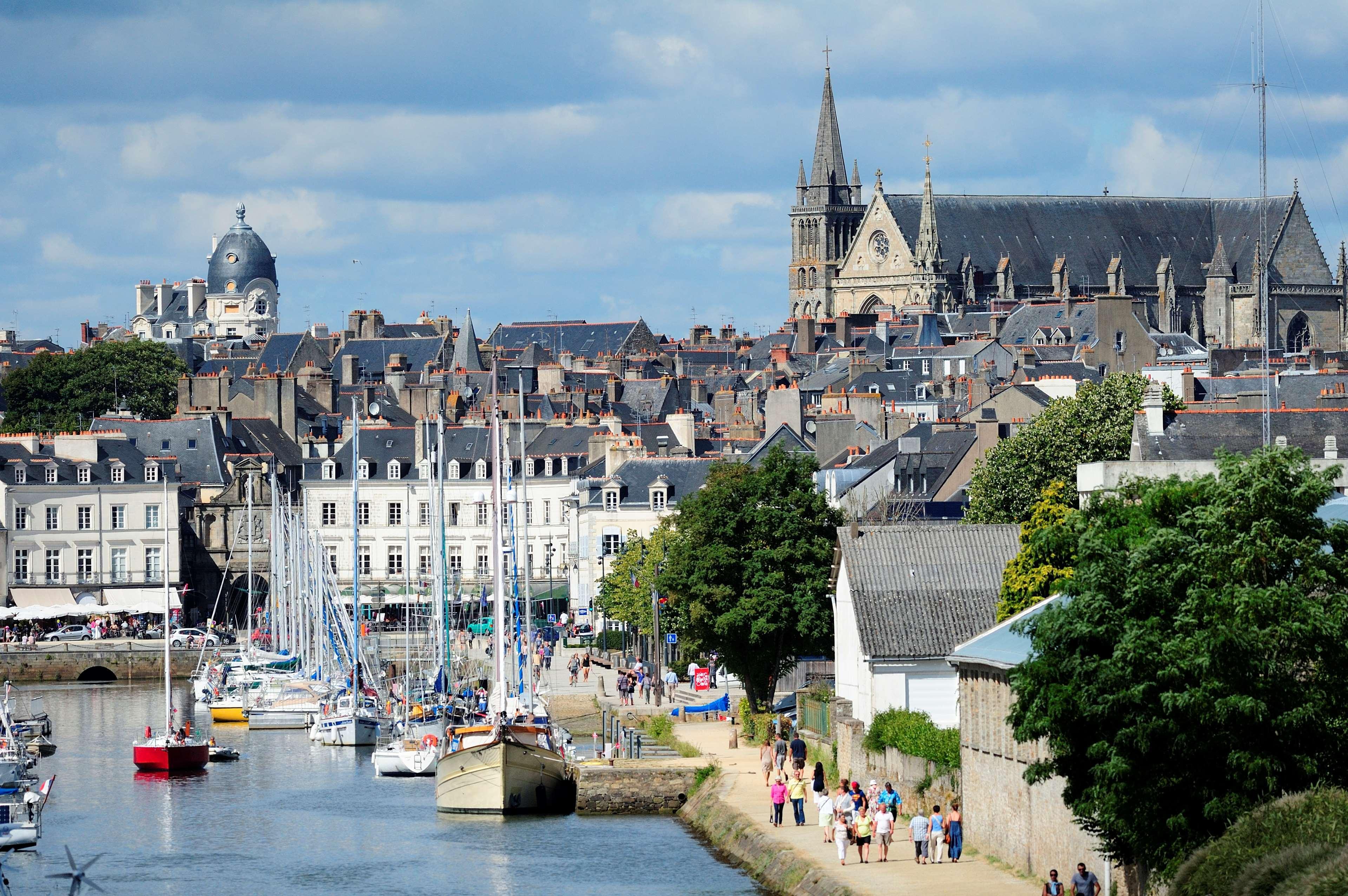 Kyriad Vannes Centre Ville Eksteriør bilde